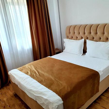 Laura Apartments Синая Экстерьер фото