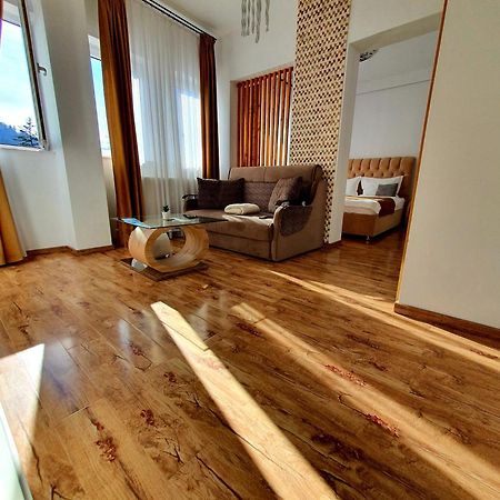 Laura Apartments Синая Экстерьер фото