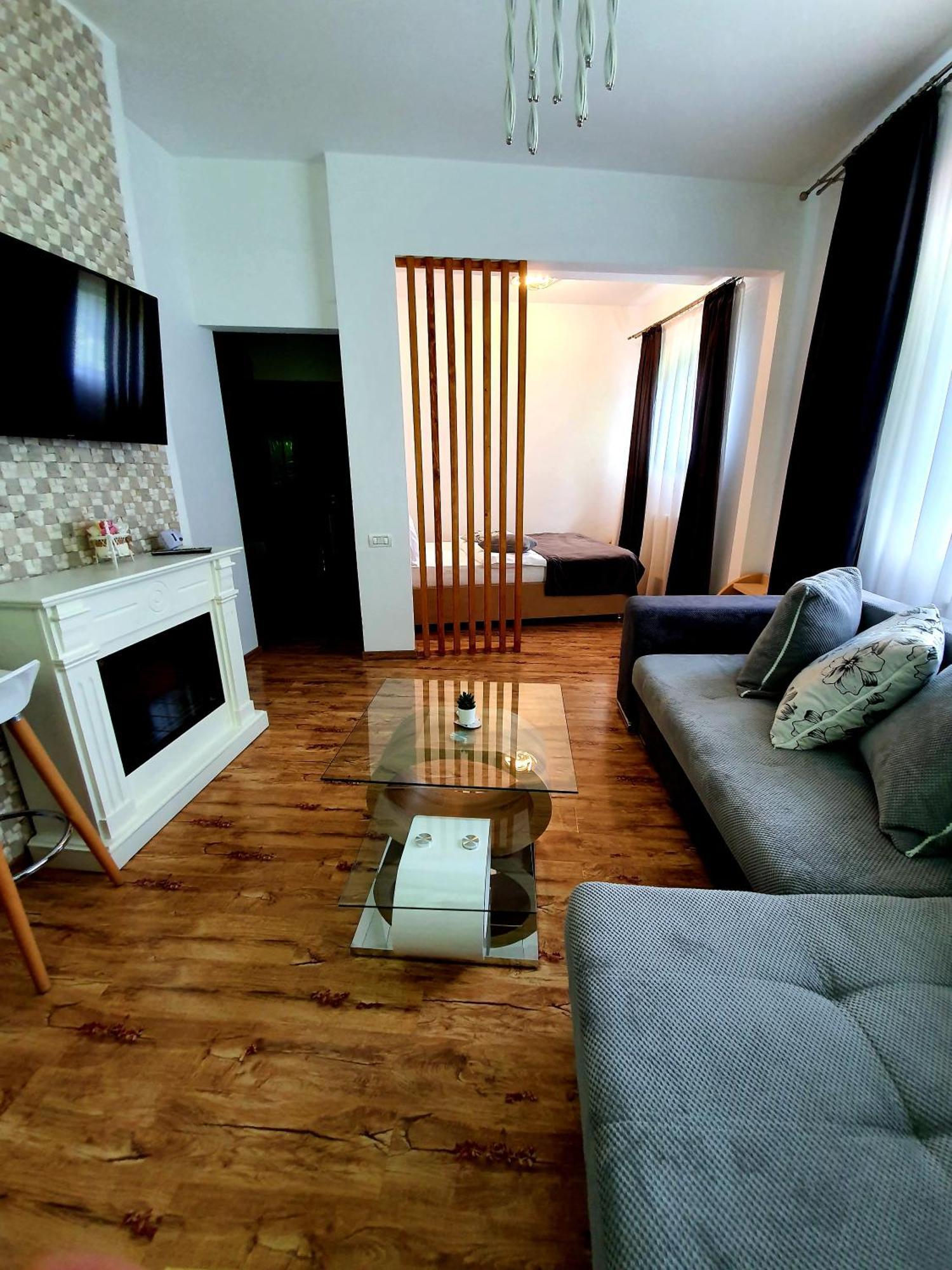 Laura Apartments Синая Номер фото